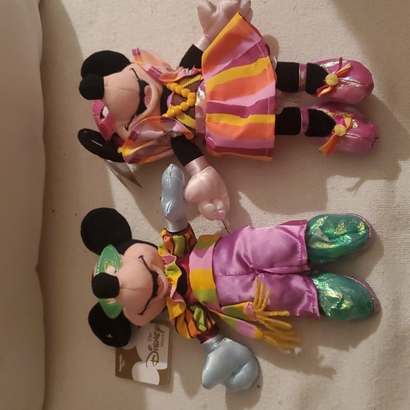 Vintage NWT Disney Store Mardi Gras Mickey & Minnie Plush set - Picture 4 of 11